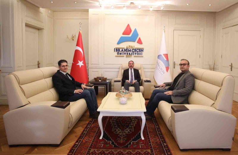 AİÇÜ’lü akademisyenler dünyanın en etkili bilim insanları listesinde yer aldı

