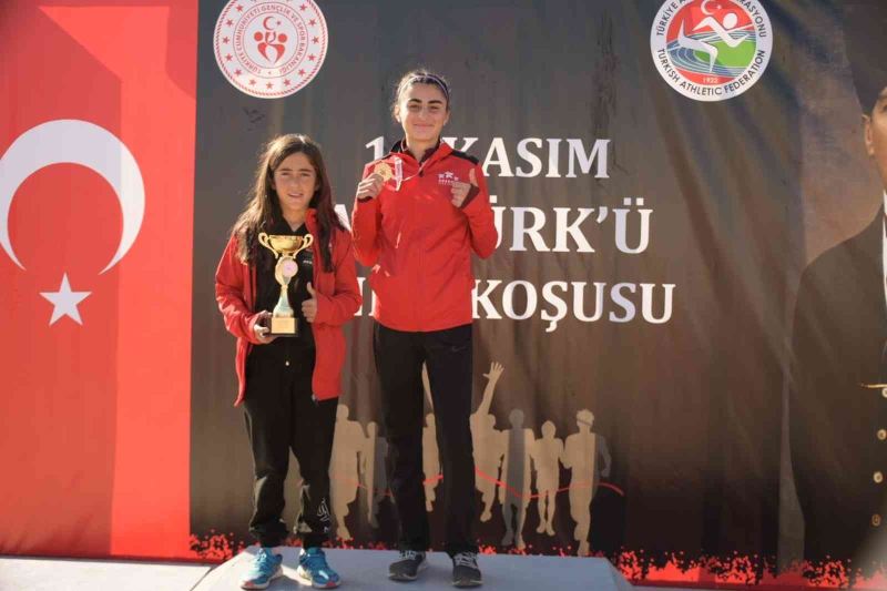 Karslı atletler Ankara’da madalyaları topladı
