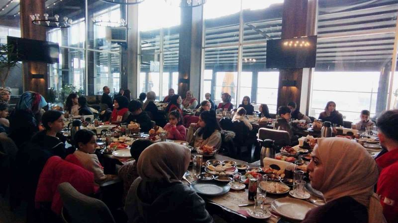 Kızılay Kılavuz Kaptan Yetim Destek Programı Ağrı’da başladı
