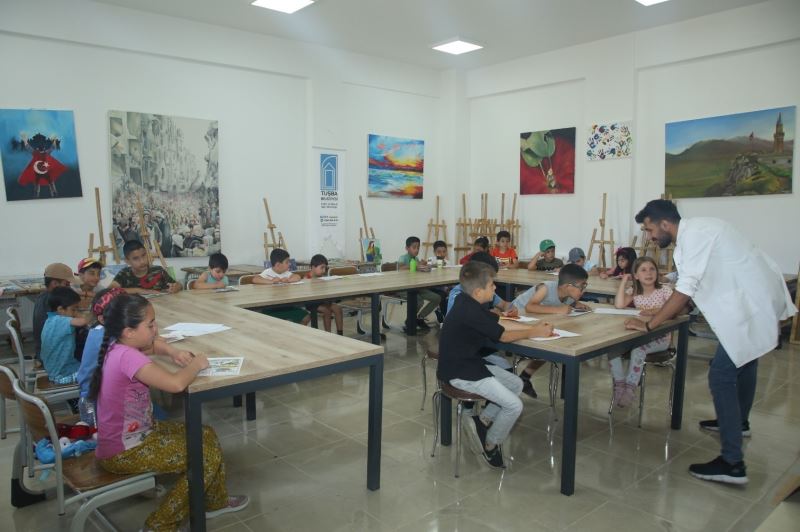Tuşba Belediyesinin ‘Yaz Kursları’ başladı