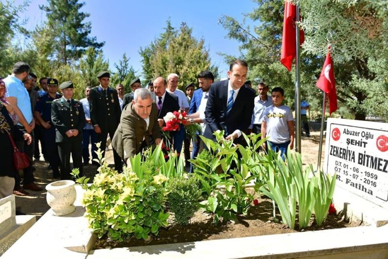15 Temmuz şehidi kabri başında dualarla anıldı
