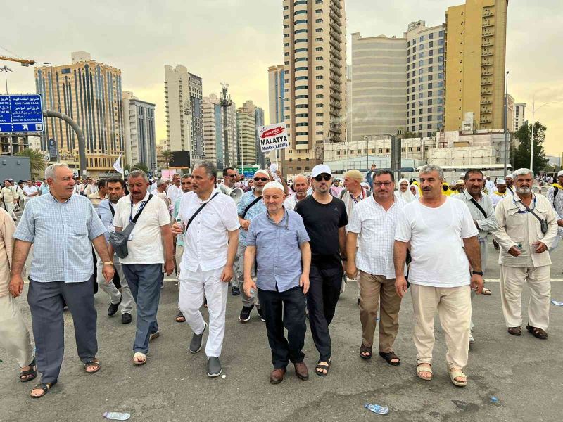 Malatyalı vatandaş 40. kez hacca gitmenin mutluluğunu yaşıyor
