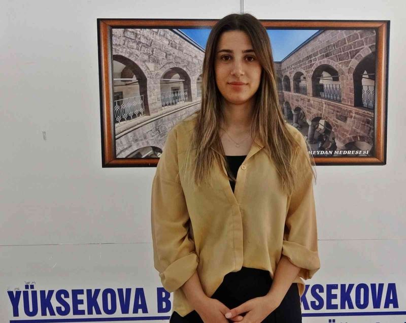 Diş hekimliği için yazılım mühendisliğini terk eden öğrenci 468 puan aldı
