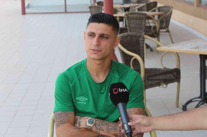 Benhur Keser: 