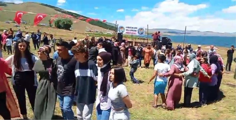 Çıldır Güvenocak Köyü’nde muhteşem yayla şenliği
