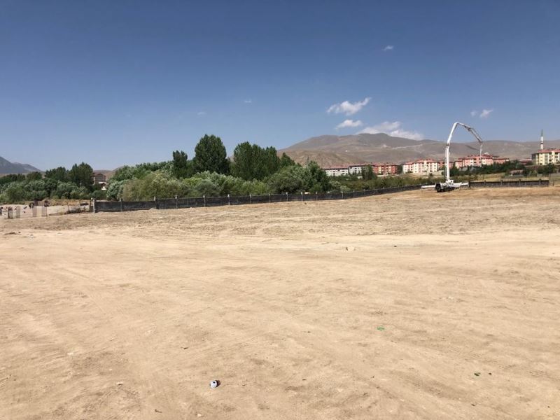 Tatvan’da kadınlar plajı açılışına günler kaldı
