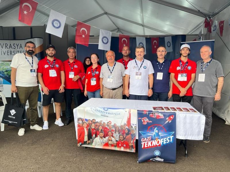 Fırat Üniversitesi, TEKNOFEST’te yoğun ilgi gördü
