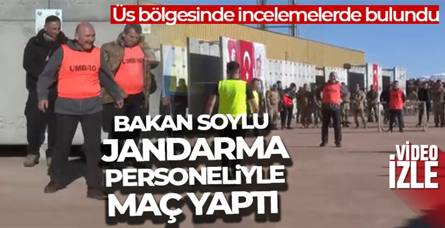 Bakan Soylu, jandarma personeliyle maç yaptı