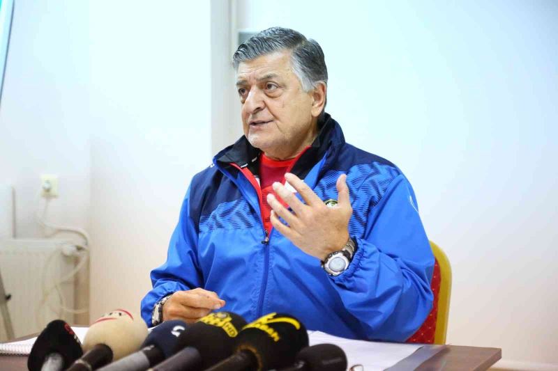 Yılmaz Vural: 