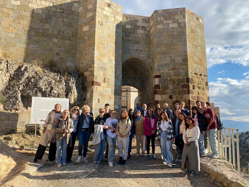 Avrupalı öğrencilerden Harput’a tam not
