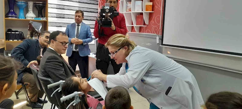 Engelliler Meclisi’nden öğrencilere diş sağlığı desteği
