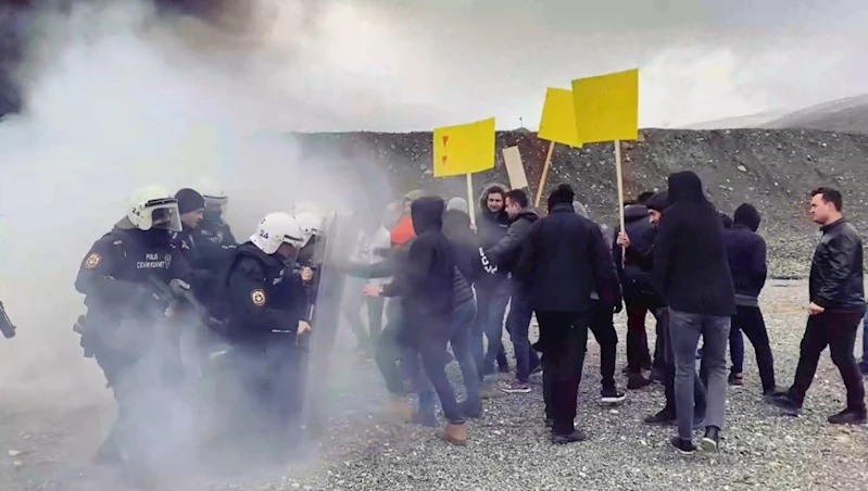 Polislerin tatbikatı gerçeği aratmadı
