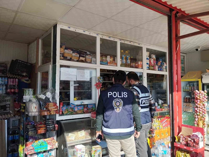 Elazığ’da okul önlerindeki denetimler sürüyor
