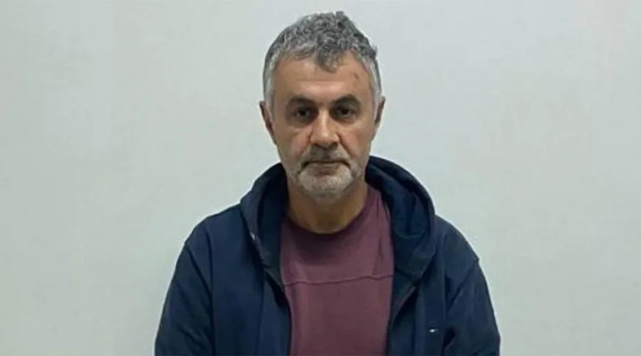 İstanbul’a getirilen FETÖ’nün kilit ismi Mehmet Kamış tutuklandı