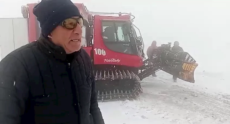 Palandöken geçidinde kar ve tipi esareti

