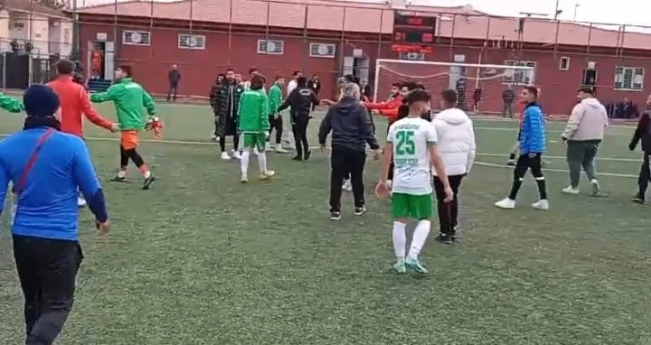 Bölgesel Amatör Lig’de olaylı maç: 3 yaralı
