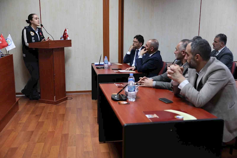 Uyuşturucu ile mücadele seminerleri devam ediyor
