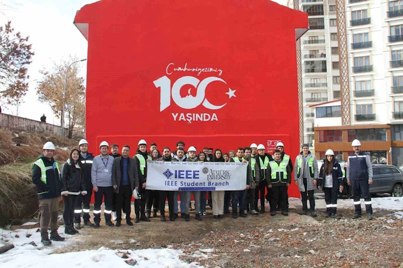 Bu yıl da gelenek bozulmadı

