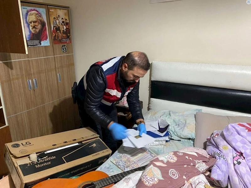 Jandarmadan “konteyner” dolandırıcılarına operasyon
