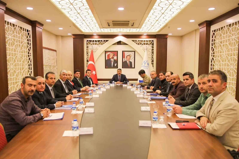 Hakkari’de taşınmaz malları değerlendirme toplantısı
