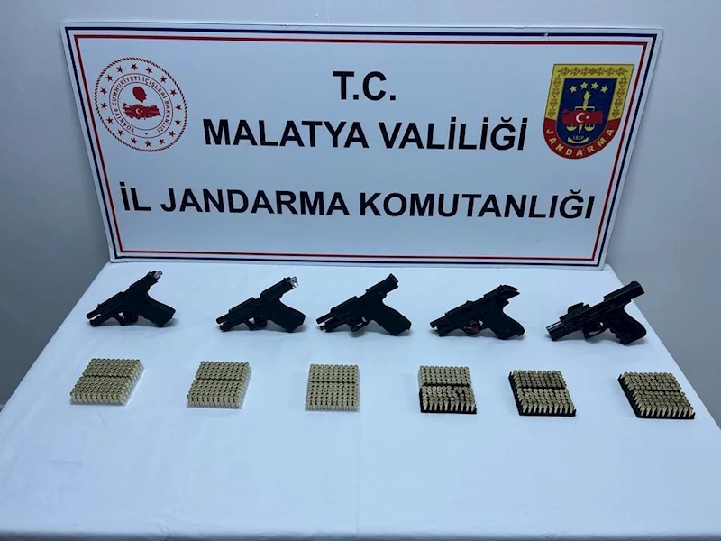 Jandarmadan silah kaçakçılarına operasyon

