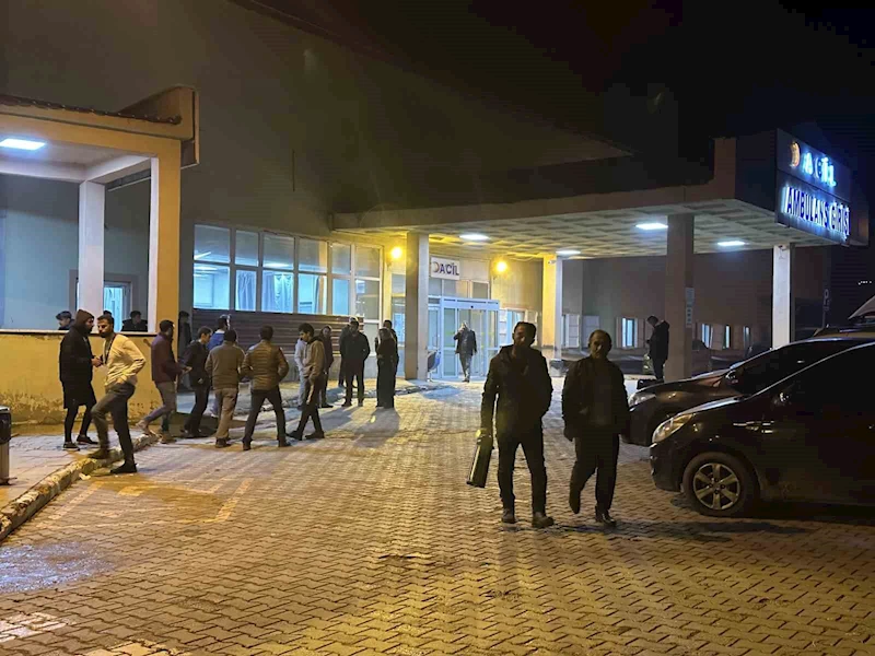 Yüksekova’da okul pansiyonunda yangın: 12 öğrenci dumandan zehirlendi
