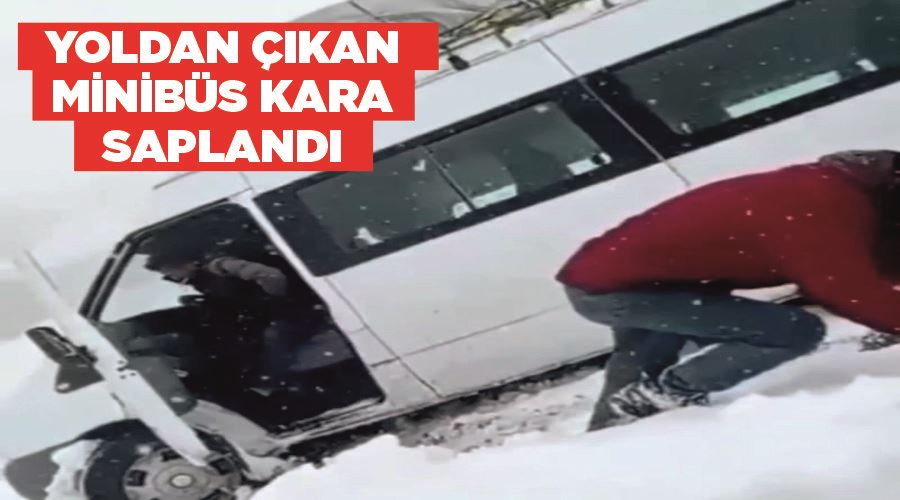 Yoldan çıkan minibüs kara saplandı