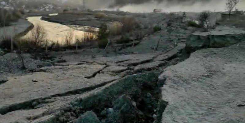 Deprem sadece binaları yıkmadı
