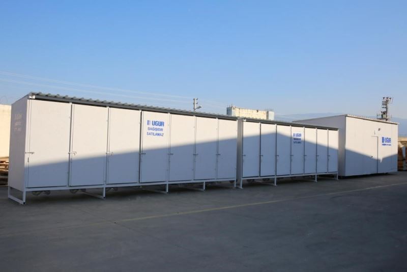 Uğur Soğutma’dan deprem bölgesine seyyar banyo ve tuvalet desteği

