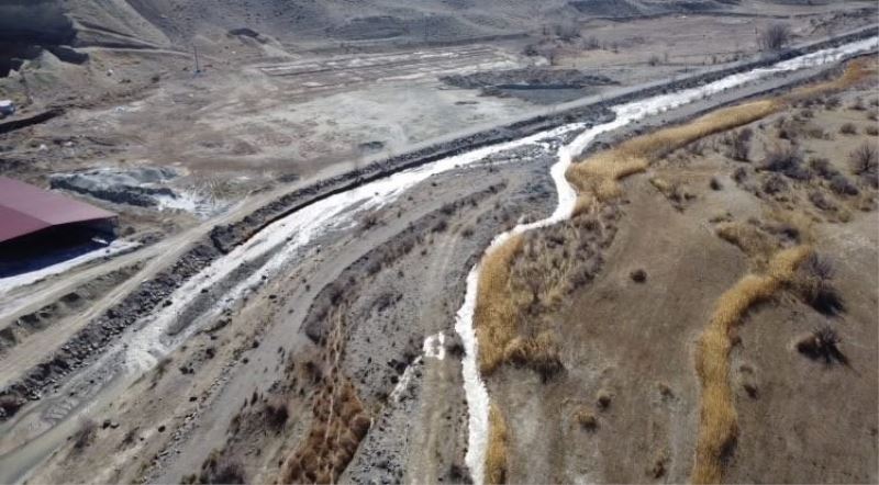 Iğdır’da karlar erimeye başladı, akarsu debileri arttı
