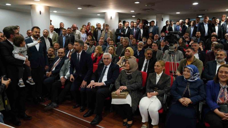 AK Parti’de mazbata sevinci
