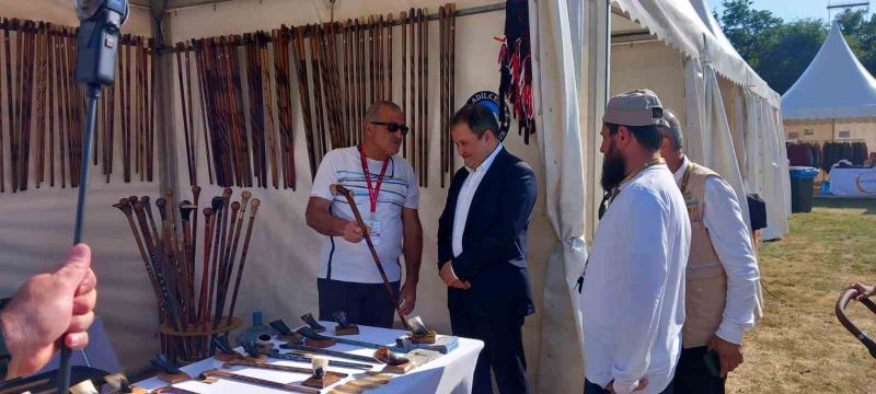 Adilcevaz bastonu Hollanda’da tanıtılıyor
