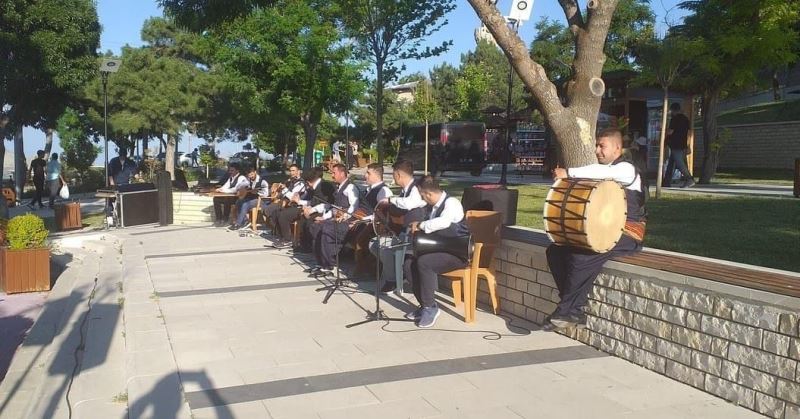 Elazığ Belediyesinden kürsübaşı etkinliği
