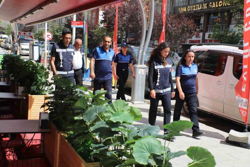 Hakkari zabıtasından genel denetim
