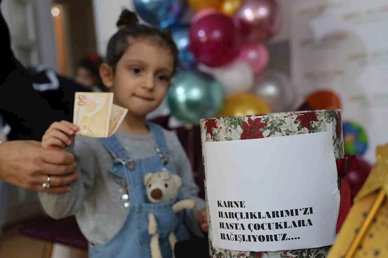 Karnelerini alan anaokulu öğrencileri, harçlıklarını hasta çocuklara bağışladı
