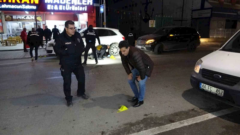 Cadde ortasında kurşun yağmuruna tutuldu
