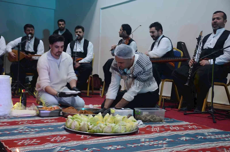 Bulanık’ta ‘kürsübaşı ve çiğköfte’ etkinliği
