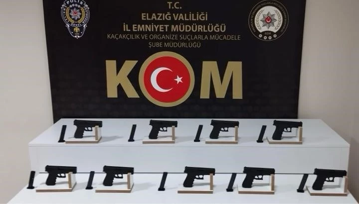 Elazığ’da 9 adet ruhsatsız tabanca ele geçirildi: 1 tutuklama
