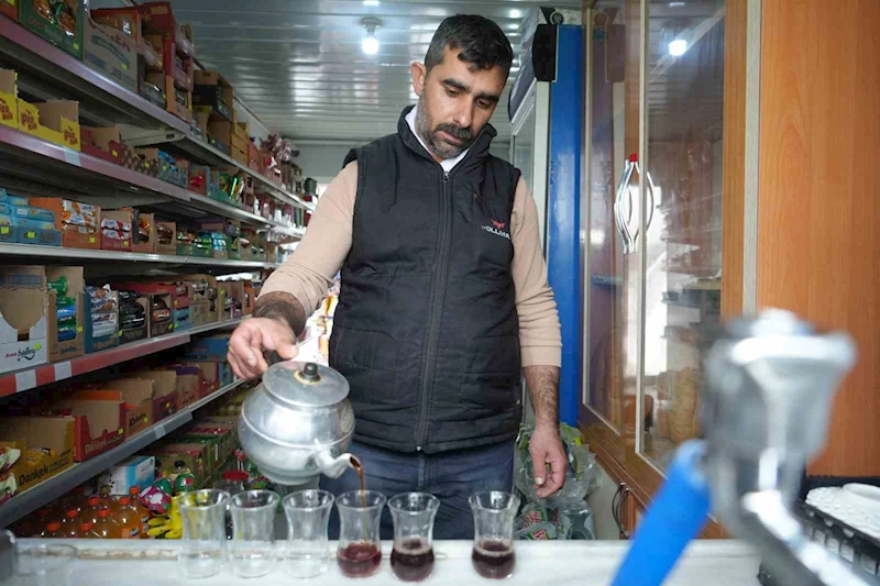 Konteynerde yaşayan depremzedeler, ev sıcaklığını özlüyor
