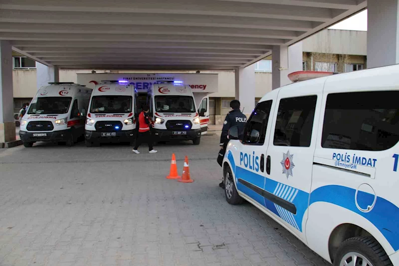 Elazığ’da kıraathaneye silahlı saldırı: 2 yaralı
