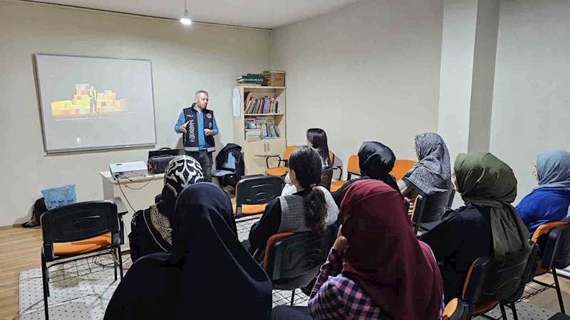 Ağrı’da siber suçlarla mücadele ve narkotik bilinçlendirme etkinlikleri gerçekleştirildi

