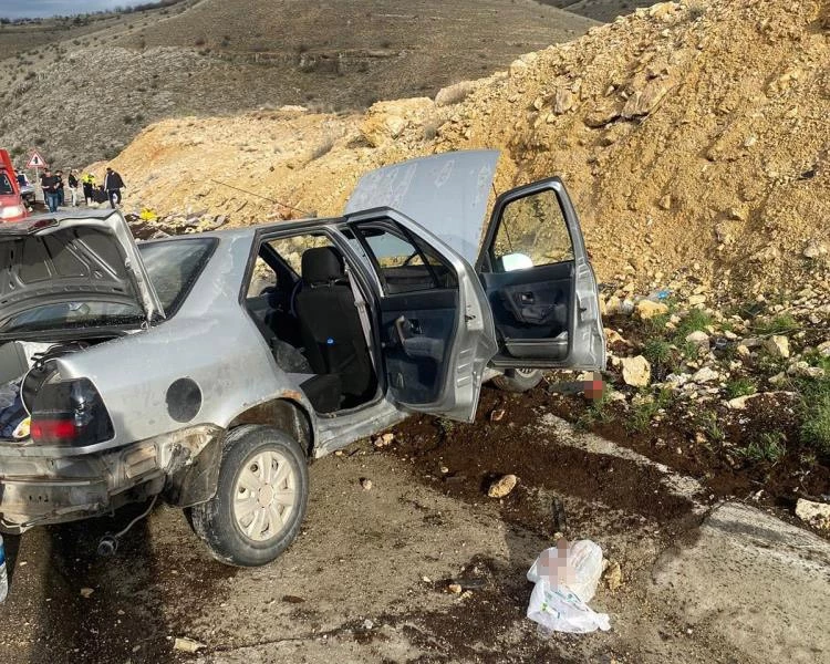 Malatya’da otomobil sulama kanalına devrildi: 6 yaralı
