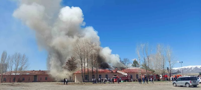 Erzurum Şeker Fabrikası’nda yangın
