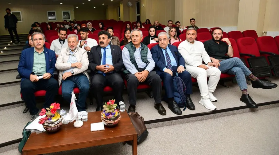 Van YYÜ Mimarlık Fakültesi Öğrencilerine Bilimsel Gezi Düzenledi