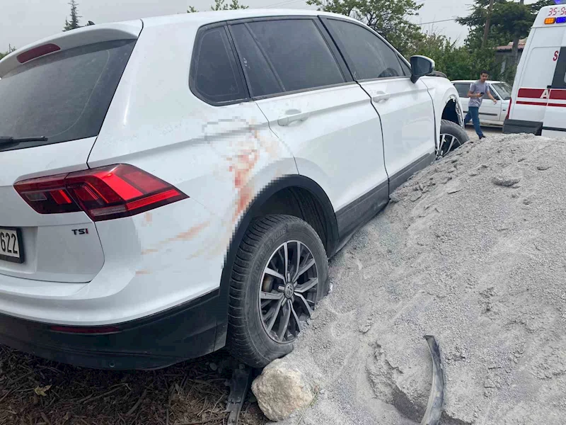 Kontrolden çıkan cip yol kenarına savruldu: 4 yaralı
