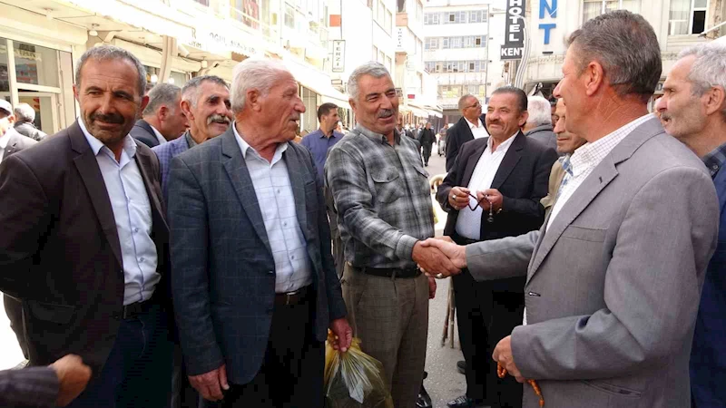 Van’da Besiciler İle Çobanların 40 Bin Liradan Başlayan Sıkı Ücret Pazarlığı