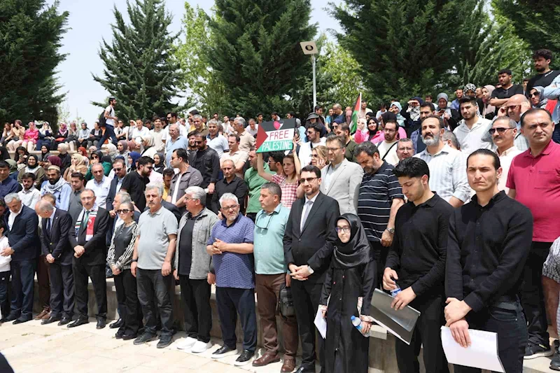ABD’li öğrencilerin Gazze eylemlerine, Fırat Üniversitesinden 3 dilde destek
