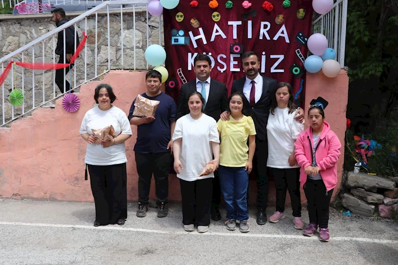 Hakkari’de özel öğrencilerden özel gösteri
