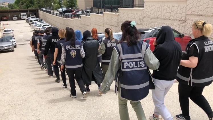 (Düzeltme) Elazığ’da özel eğitim ve rehabilitasyon merkezlerine operasyon: 15 gözaltı
