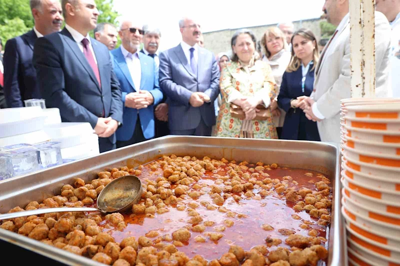 4 bin yıllık Harput’ta yöresel ürünler tanıtıldı
